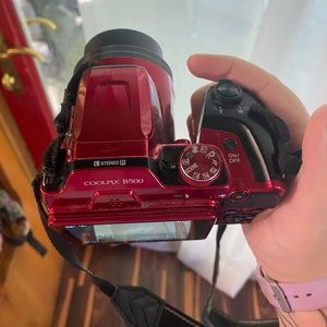 Nikon coolplix B500